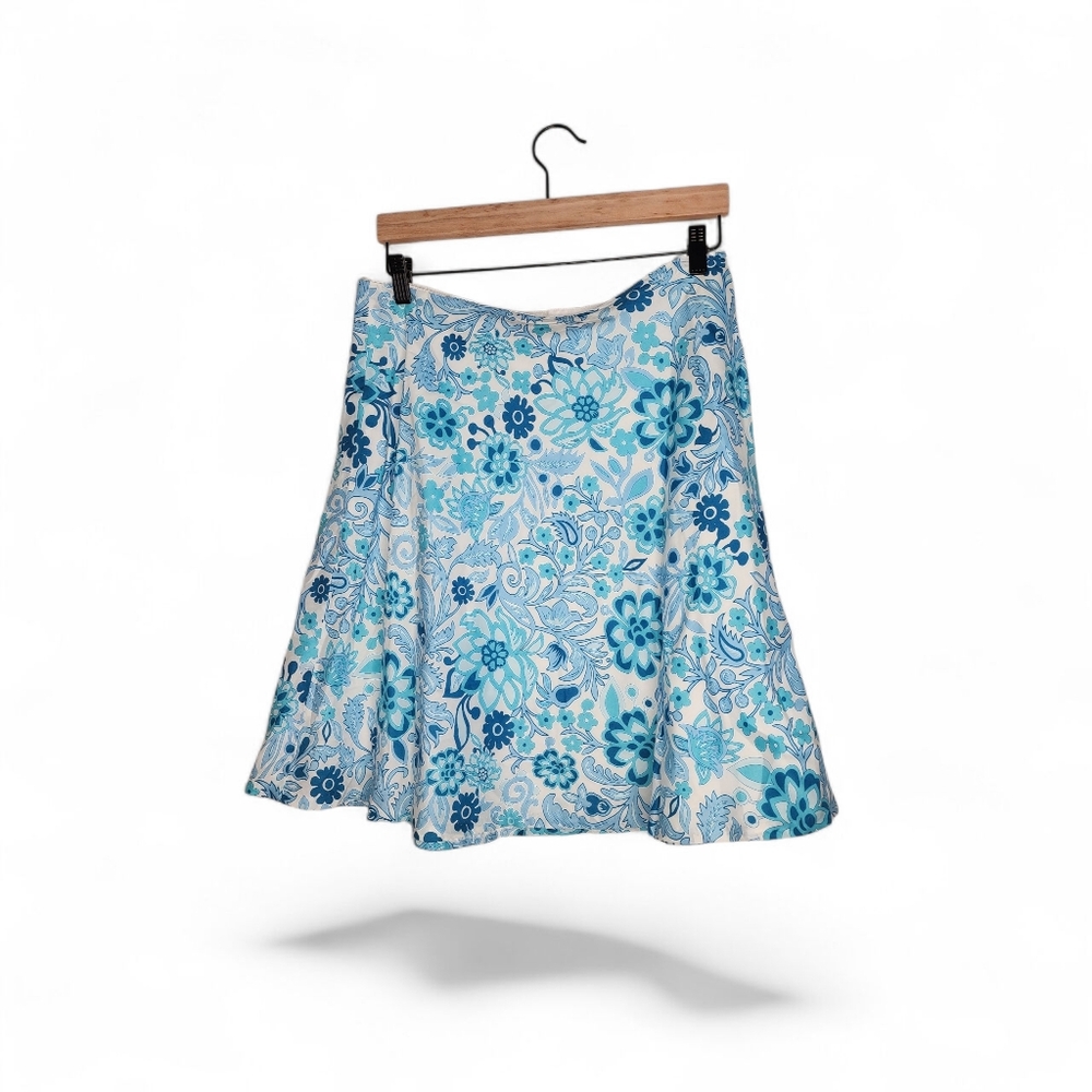 GAP Vintage A-Line Full Cotton Skirt in Blue and White Floral Size 2
